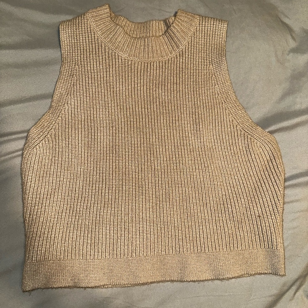 Eesome Tan Knit Vest